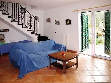 Casa Sylviane Feriehus *