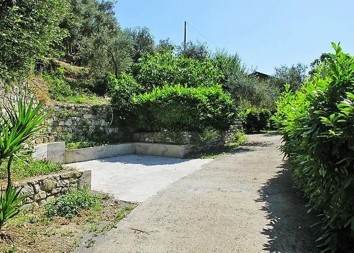 Сasa de vacaciones Casa Sylviane *